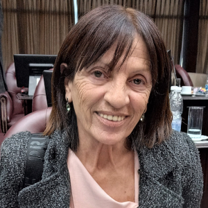 Petrino Gloria Isabel